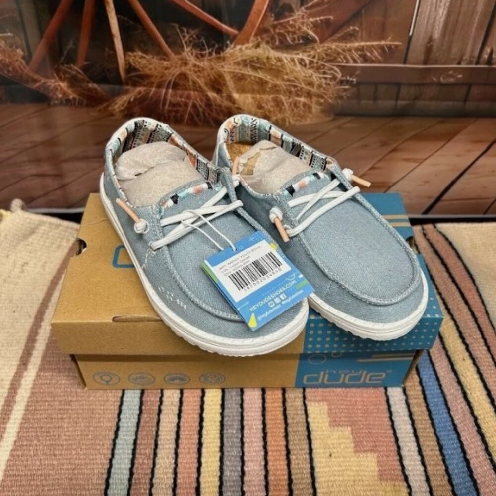 Youth Hey Dude Wendy Boho Light Denim Shoe Size 6 - Picture 3 of 5